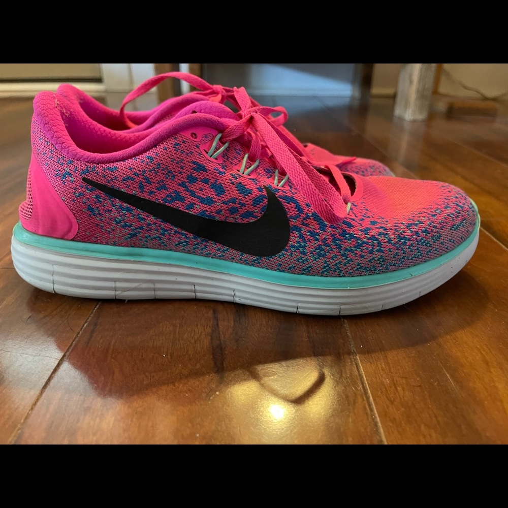 Nike Sneakers 👟